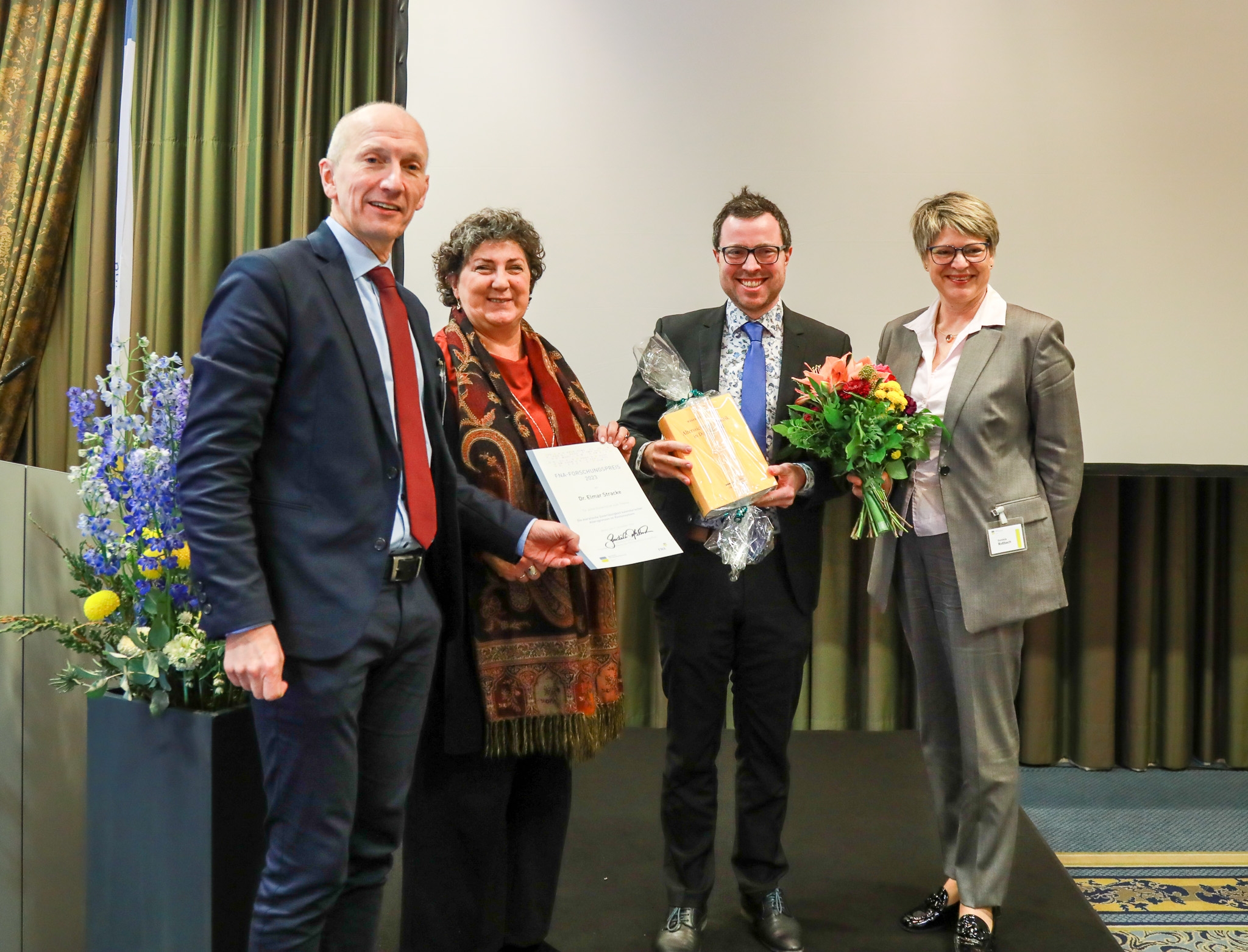 Preisübergabe Stracke Preisübergabe Stracke
