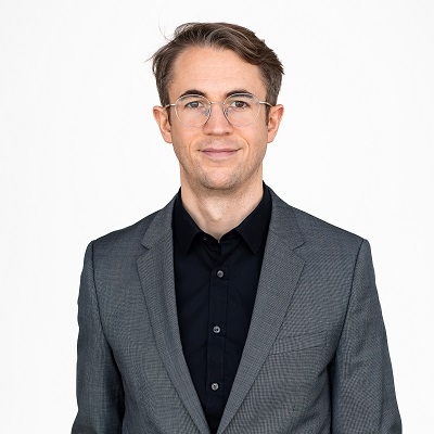 Dr. Stefan Schöncke Dr. Stefan Schöncke